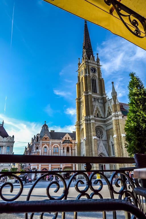 Modena Apartments Novi Sad Zimmer foto
